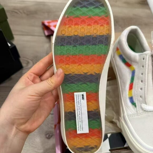 NIB Authentic Gucci x Vans Vault Suede OG Old Skool Rainbow Sneaker Trainer - Picture 5 of 9